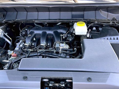 New 2026 Nissan Pathfinder SL FWD image 11