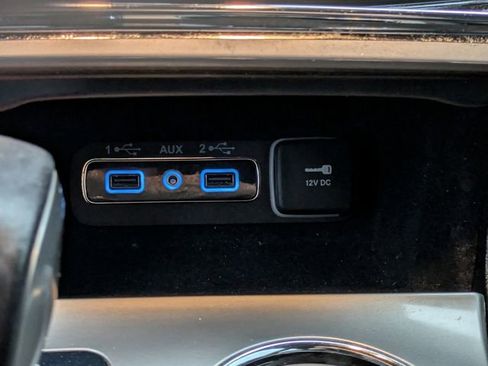 Used 2022 Jeep Grand Cherokee Limited image 17