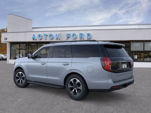 New 2026 Ford Expedition Active image 4