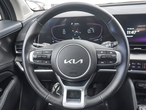 Used 2023 Kia Sportage EX image 42