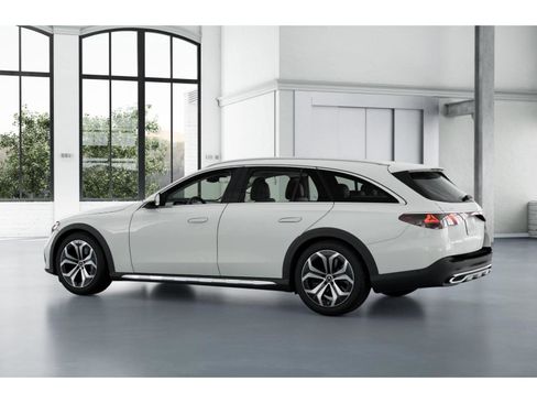 New 2025 Mercedes-Benz E 450 4MATIC All-Terrain Wagon image 31