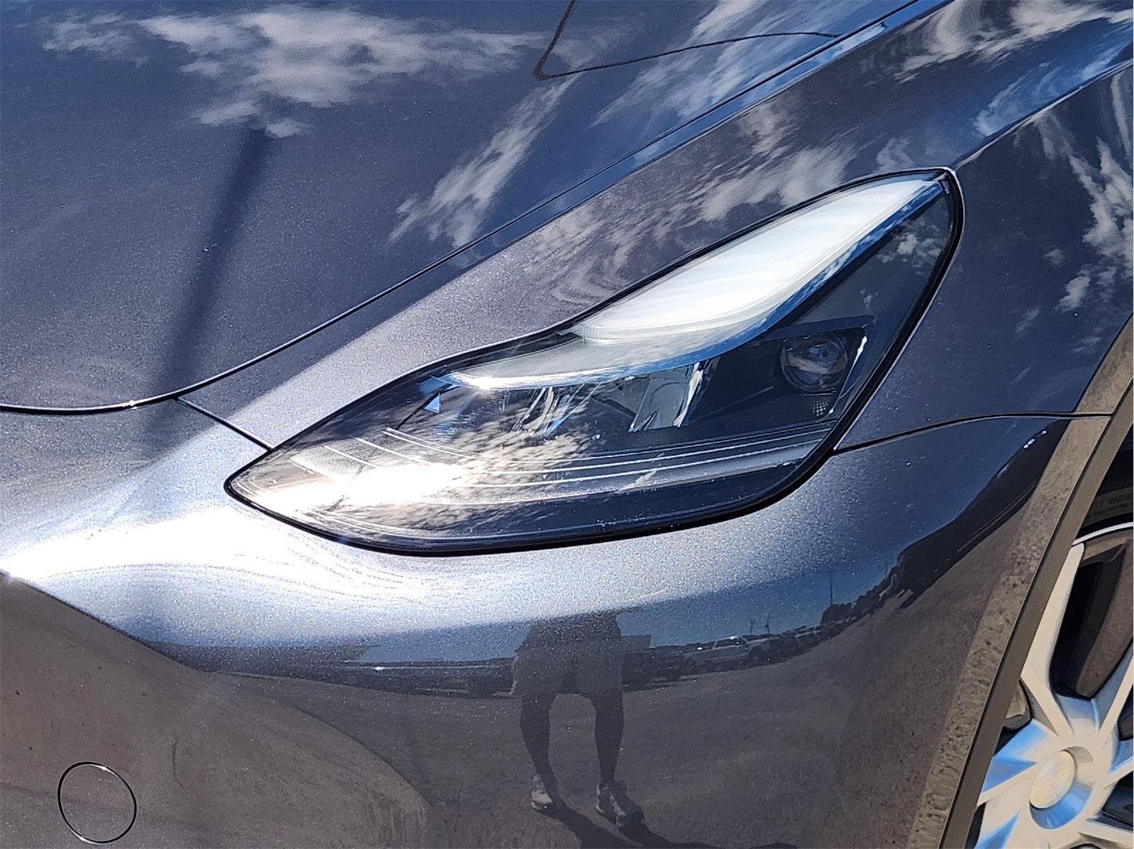 Used 2023 Tesla Model Y Long Range AWD/4WD image 9