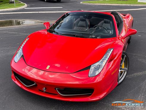 Used 2013 Ferrari 458 Spider RWD image 8