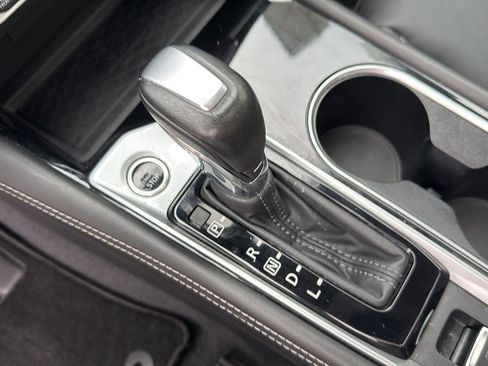 Used 2023 Nissan Altima 2.5 SL FWD image 31