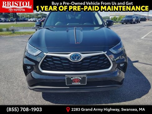 Used 2022 Toyota Highlander XLE AWD/4WD image 2