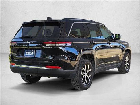 Used 2023 Jeep Grand Cherokee Limited AWD/4WD image 5