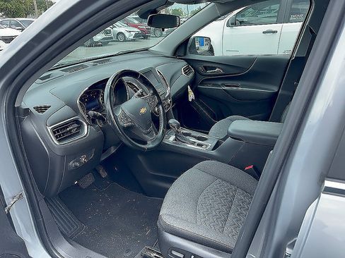 Certified 2023 Chevrolet Equinox LT AWD/4WD image 6