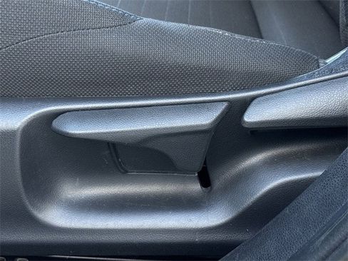 Used 2022 Toyota Corolla SE image 25