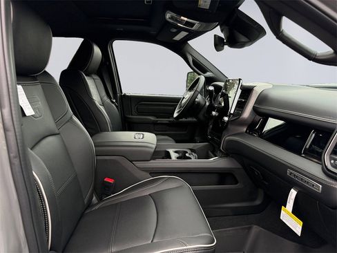 New 2026 RAM 2500 Rebel w/ Rebel Level 2 Equipment Group image 17