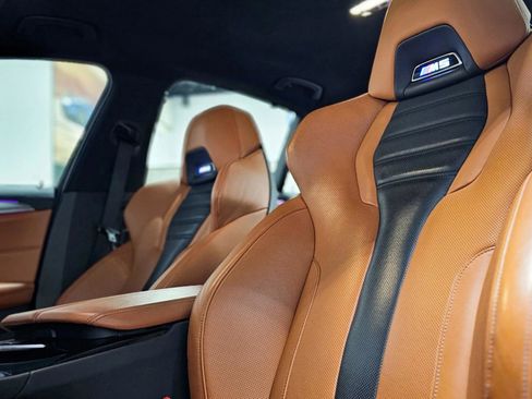 Used 2018 BMW M5 image 22