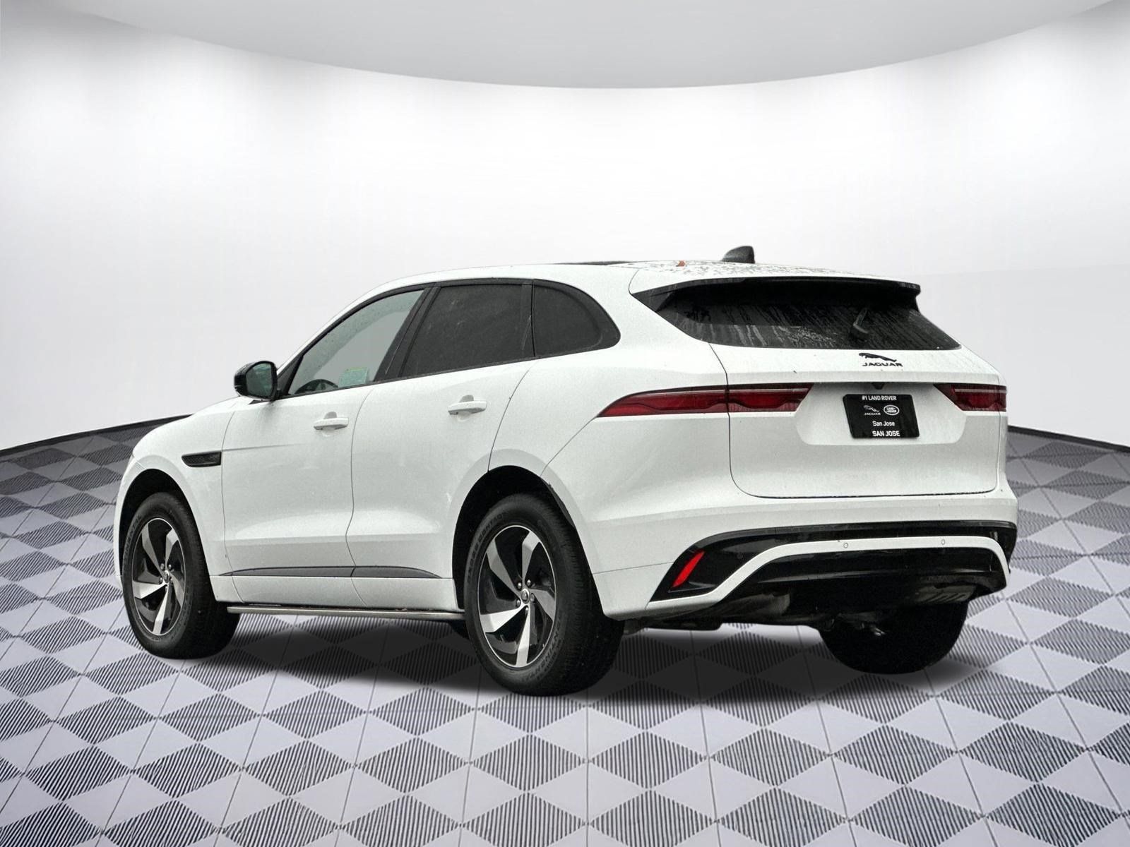 New 2025 Jaguar F-PACE R-Dynamic S AWD/4WD image 3