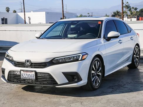 Used 2022 Honda Civic EX image 4