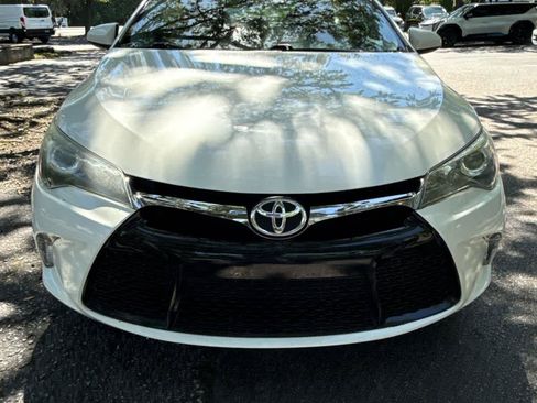 Used 2016 Toyota Camry SE FWD image 8