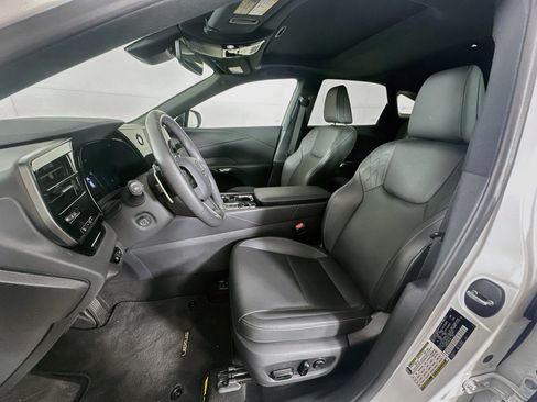Used 2025 Lexus RX 350 FWD image 13