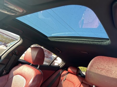 Used 2020 Kia Stinger GT-Line w/ Sun & Sound Package RWD image 10