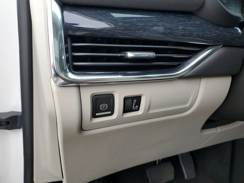 Used 2023 Cadillac XT4 Premium Luxury w/ Driver Assist Package image 30