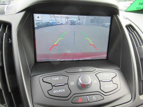Used 2016 Ford Escape SE w/ Equipment Group 201A FWD image 27