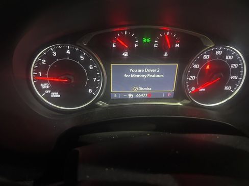 Used 2021 GMC Terrain SLT w/ Elevation Edition image 22