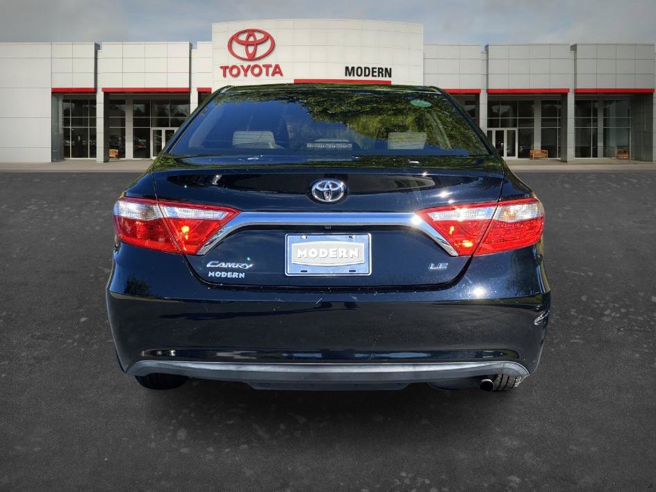 Used 2017 Toyota Camry LE FWD image 6
