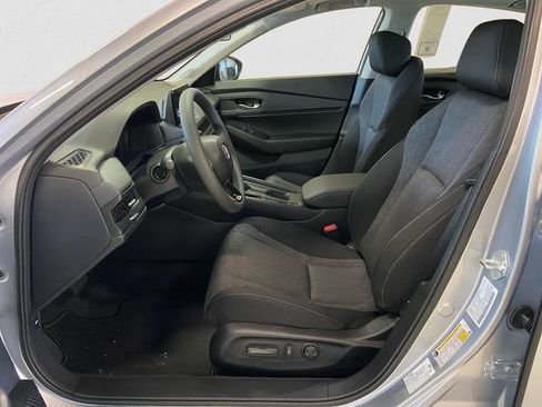 New 2025 Honda Accord SE image 9