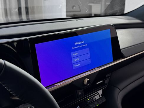 New 2026 Toyota Crown Signia image 7