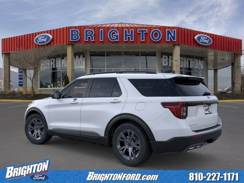 Used 2026 Ford Explorer Active w/ Active Comfort Package AWD/4WD image 6
