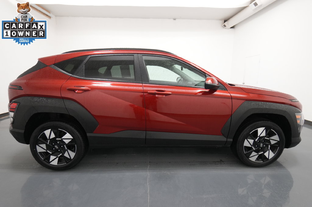 Used 2024 Hyundai Kona SEL AWD/4WD image 9