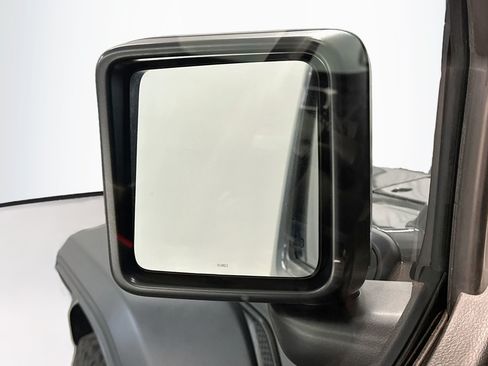 Used 2023 Jeep Wrangler Unlimited w/ 8.4" Radio Group AWD/4WD image 16