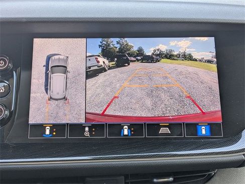 Used 2021 Buick Envision Essence w/ Technology Package I image 36