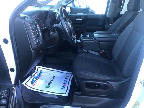 Used 2021 Chevrolet Silverado 1500 LT w/ Bed Protection Package image 13