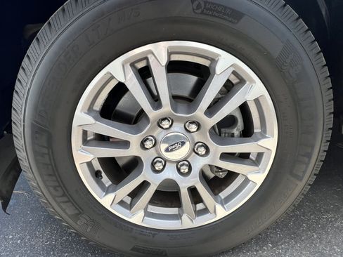 Used 2020 Ford F150 Lariat RWD image 10