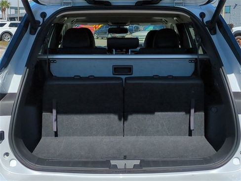 Used 2022 Mitsubishi Outlander SE image 13