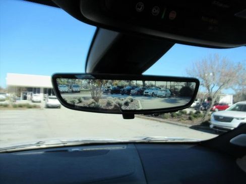 Certified 2025 Cadillac XT5 Sportv w/ Technology Package image 28