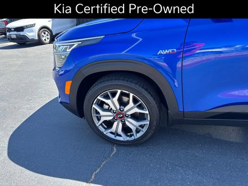 Certified 2021 Kia Seltos SX w/ SX Sunroof Package AWD/4WD image 14