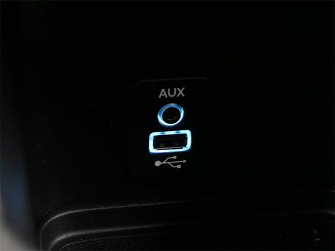 Used 2017 Dodge Journey GT w/ Driver Convenience Group image 24