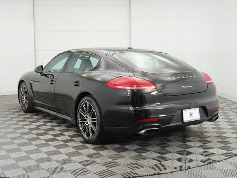 Used 2016 Porsche Panamera 4 image 7