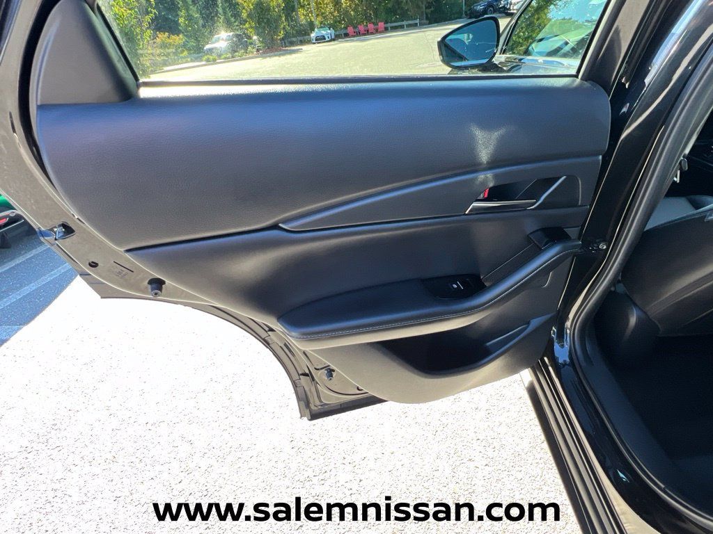 Used 2022 MAZDA CX-30 AWD 2.5 S w/ Preferred Package image 20