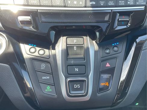 Used 2025 Honda Odyssey Elite image 23