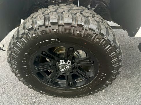 Used 2014 Chevrolet Silverado 2500 LTZ AWD/4WD image 17