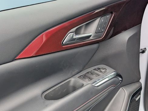 New 2026 Chevrolet Traverse RS image 17