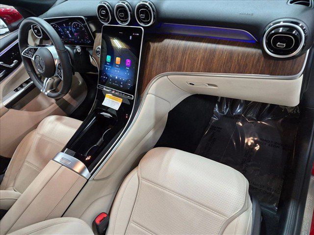 Used 2026 Mercedes-Benz GLC 300 image 22