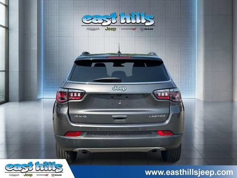 Used 2023 Jeep Compass Limited AWD/4WD image 4