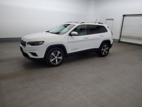 Used 2019 Jeep Cherokee Limited AWD/4WD image 2