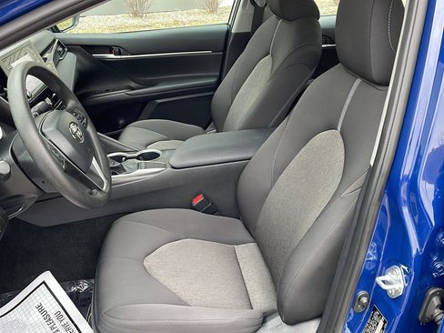 Used 2024 Toyota Camry LE image 11