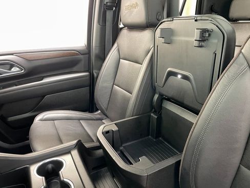 Certified 2023 Chevrolet Tahoe High Country w/ Advanced Technology Package AWD/4WD image 42