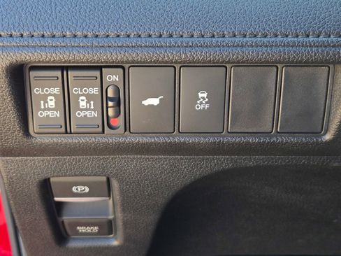 Used 2025 Honda Odyssey Sport-L image 21