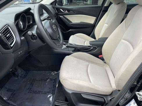 Used 2016 MAZDA MAZDA3 i Sport image 10