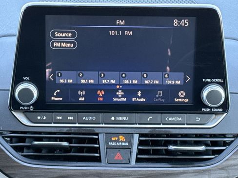 Used 2025 Nissan Altima 2.5 SV image 22