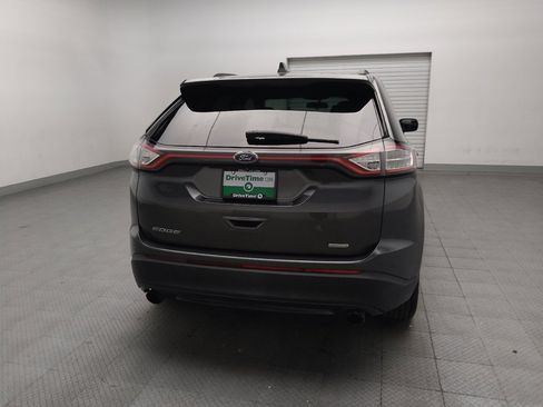 Used 2018 Ford Edge SE FWD image 7