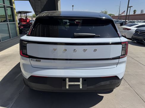 Used 2025 Volvo EX30 Ultra image 13